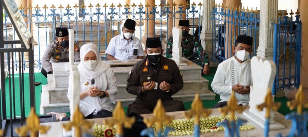 ZIARAH MAKAM LELUHUR DALAM RANGKA PERINGATAN KE-344 HARI JADI KABUPATEN BOJONEGORO