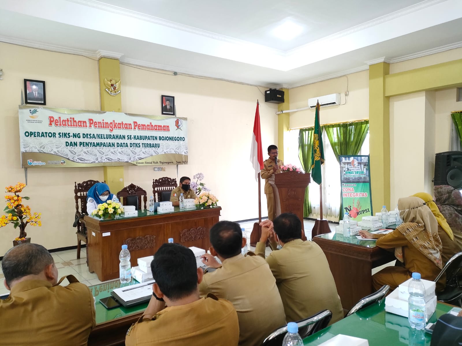 PELATIHAN PENINGKATAN PEMAHAMAN OPERATOR SIKS NG DESA/ KELURAHAN SE KABUPATEN BOJONEGORO
