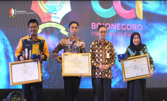 Dinas Sosial Bojonegoro Raih Penghargaan Bojonegoro Innovation Award 2024