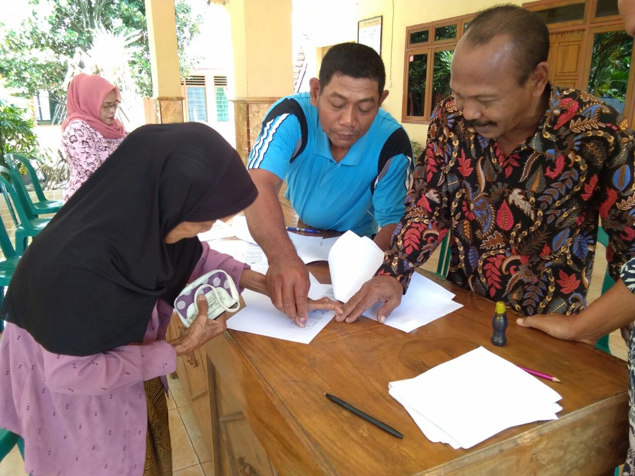 PENYALURAN TUAN RASIDI - BANTUAN BERAS BERSUBSIDI